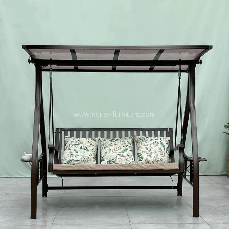Những lợi ích của một chiếc ghế treo với giá đỡ