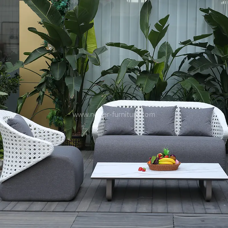 Khung nhôm ngoài trời bằng tay trắng dệt ghế tựa lưng